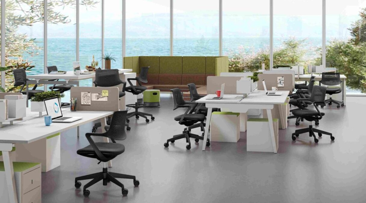 Swivel Task Chair